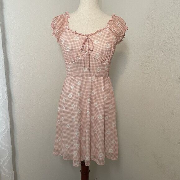 No Boundaries Dresses & Skirts - Y2K No Boundaries Pink Gingham Babydoll Dress Floral Milkmaid Cottagecore Size L